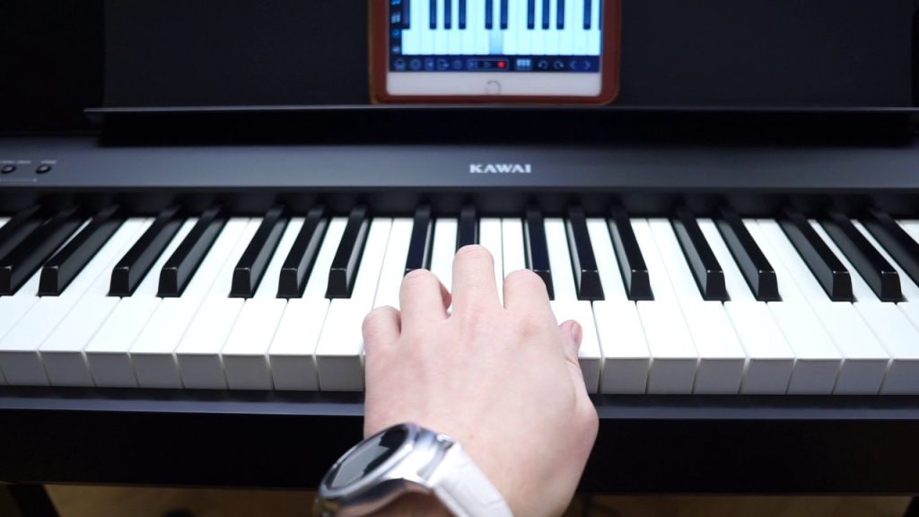 Teclado de piano eletrônico para tocar e gravar música em estúdio