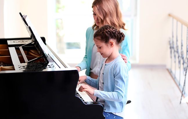 10 razões para estudar com um (bom) professor de piano