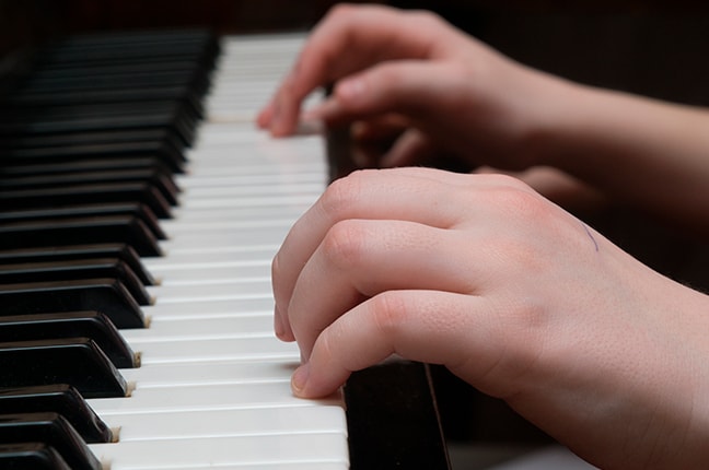 Estudos de Cifras e melodias para violão e teclado