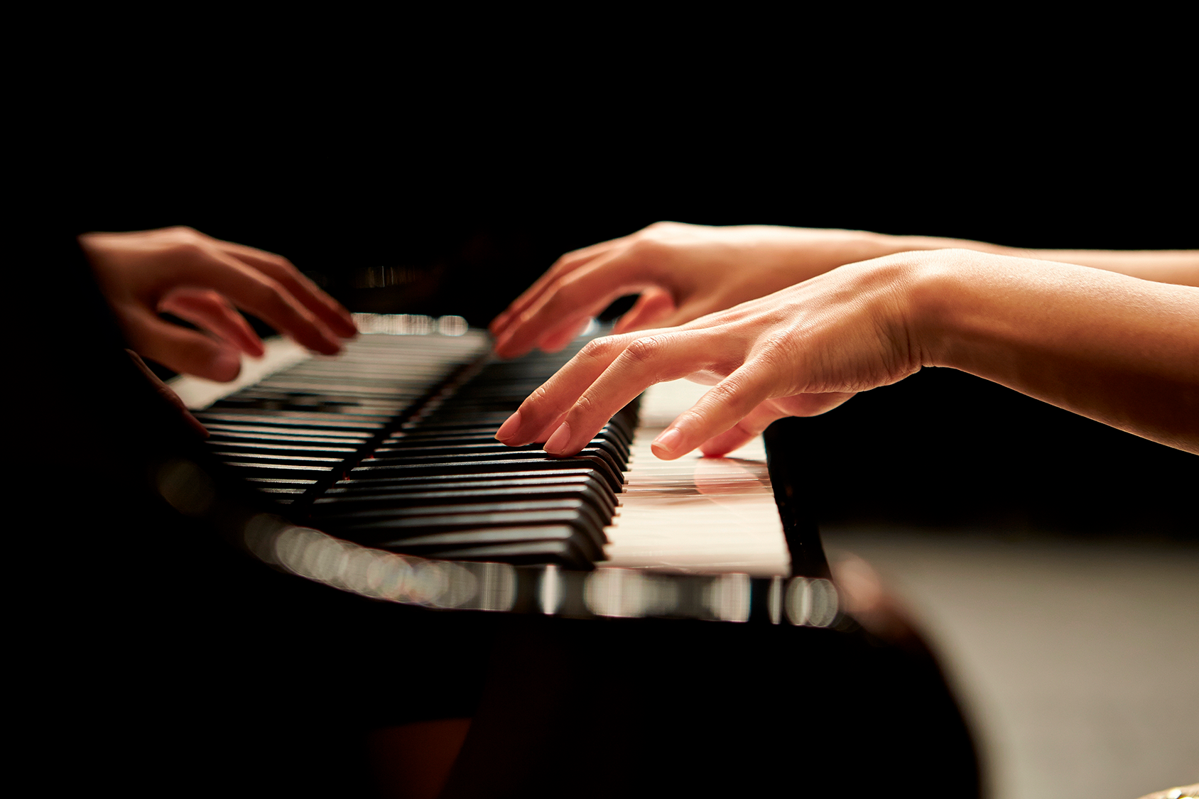 Estudo de música com piano