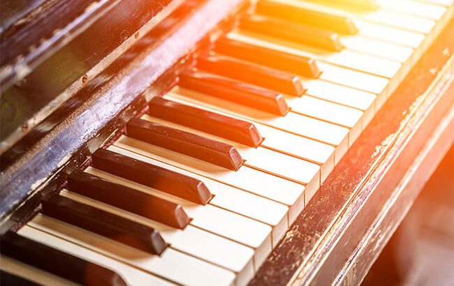 Piano com cupim