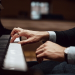 Independência dos dedos no piano